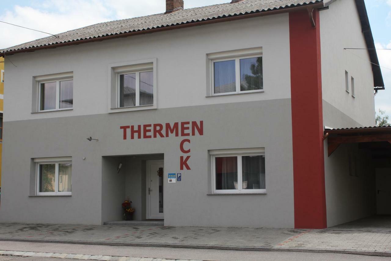 Appartementhaus Thermeneck Laa an der Thaya Εξωτερικό φωτογραφία