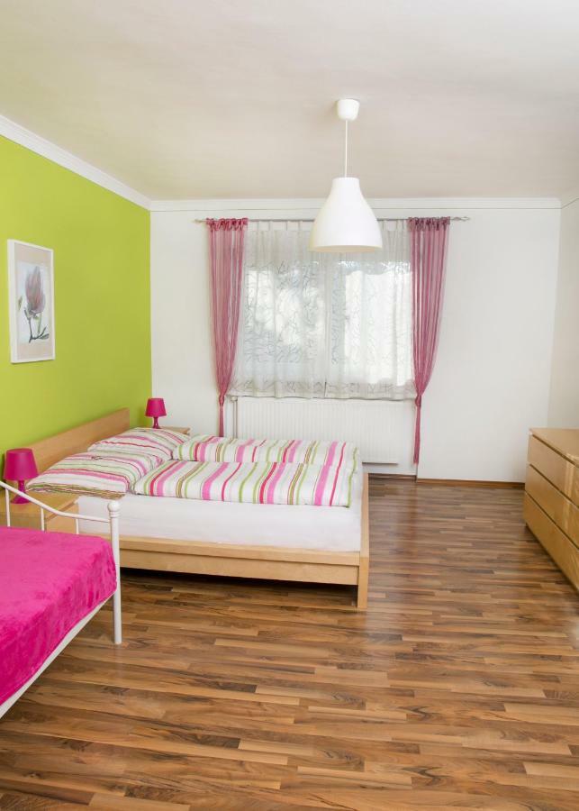 Appartementhaus Thermeneck Laa an der Thaya Εξωτερικό φωτογραφία